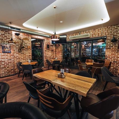 Urbanista Hotel & Bar Štip Eksteriør billede