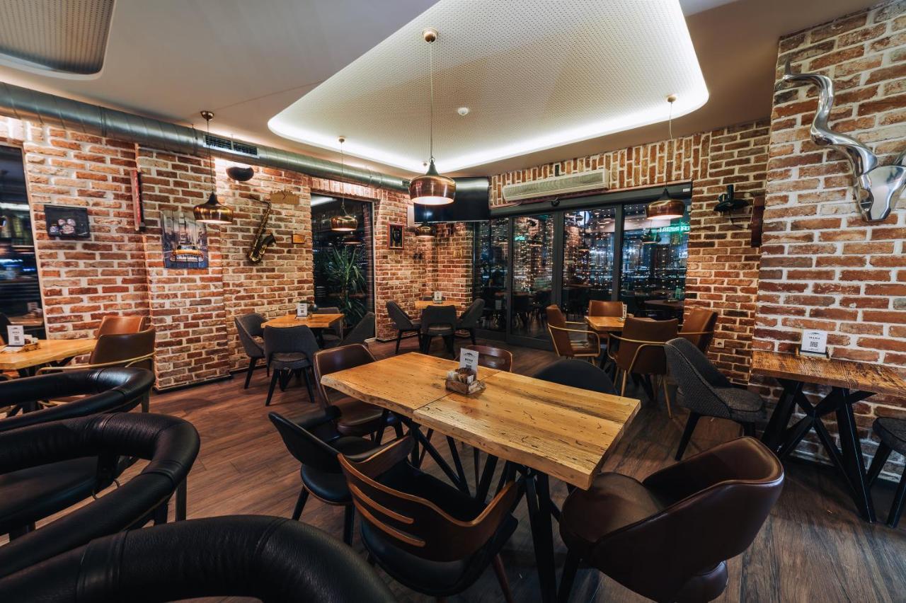 Urbanista Hotel & Bar Štip Eksteriør billede